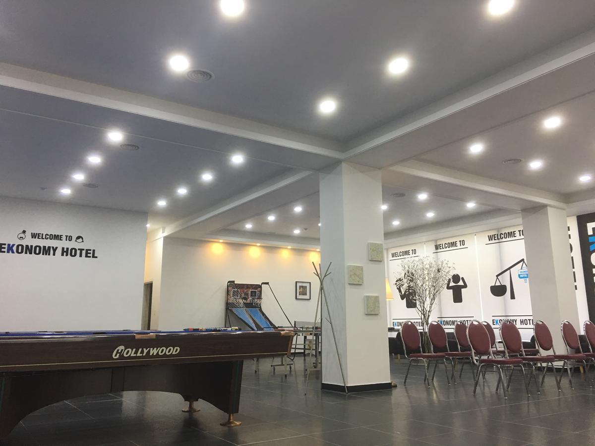 Ekonomy Hotel Jeongseon Eksteriør billede